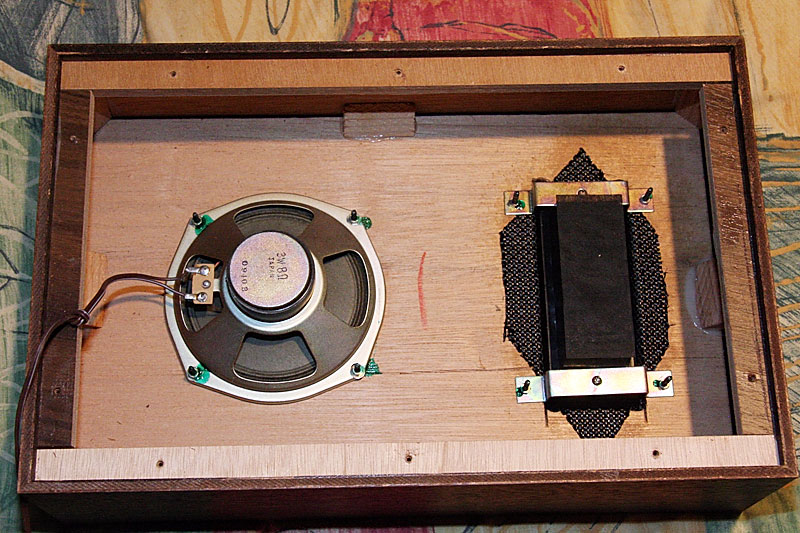 Vintage-Speakers-3.jpg