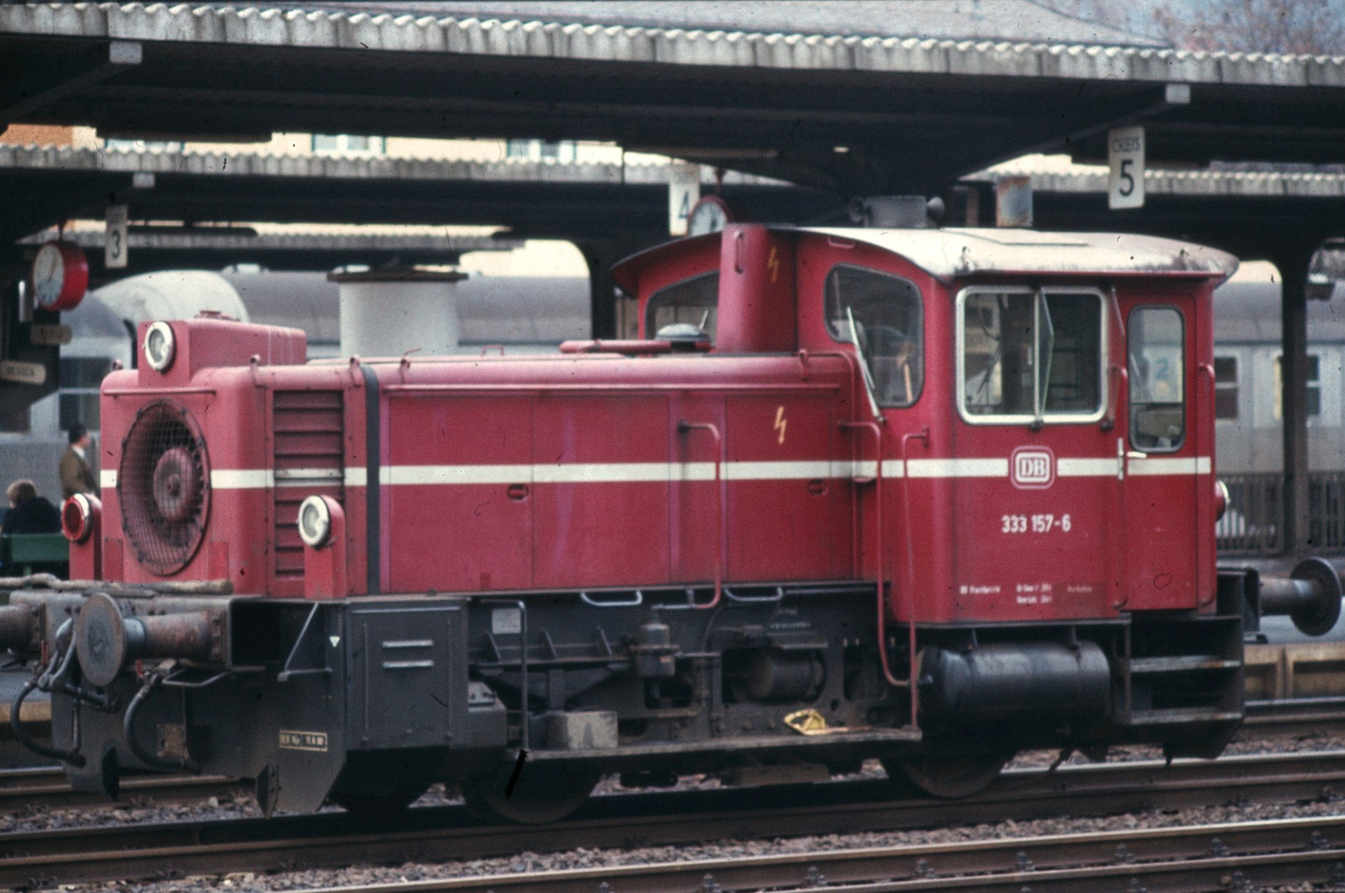 333-2.jpg