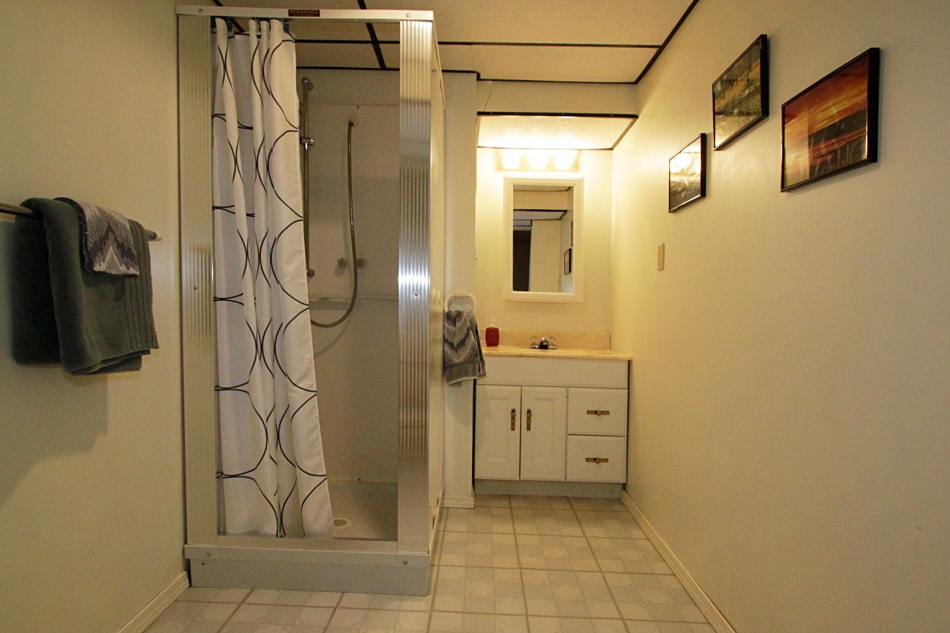 23-Bath-3-basement