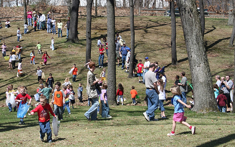 kent-egg-hunt-race-1.jpg