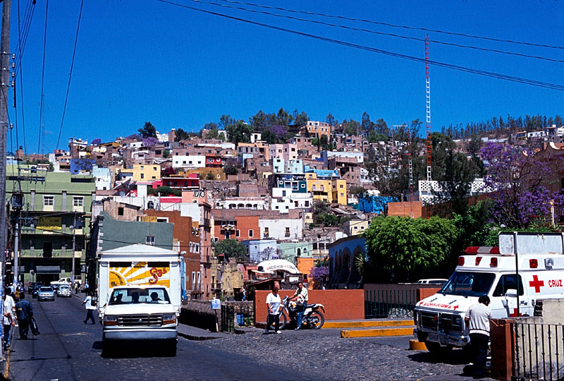 guanajuato-street-5.jpg
