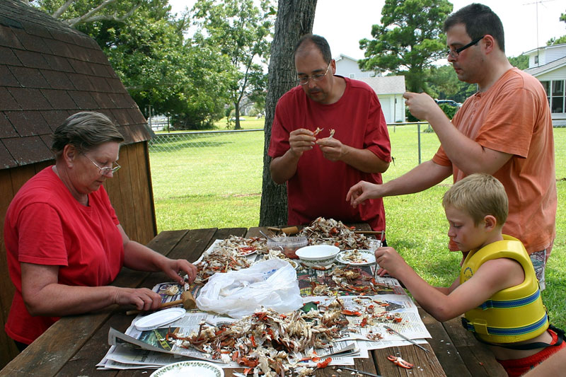 056-Crab-Eating.jpg