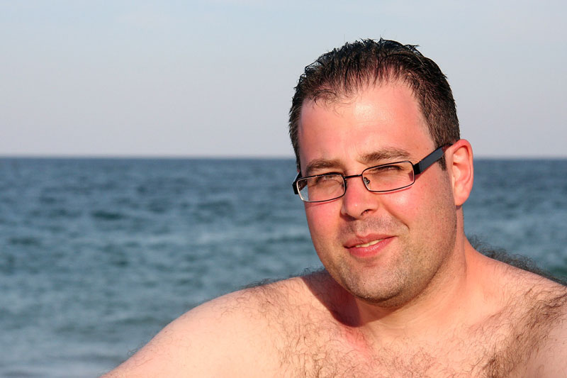 091-Dirk-on-beach.jpg