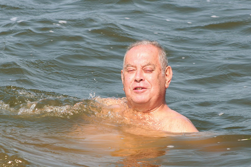 114-Swimming-Opa.jpg