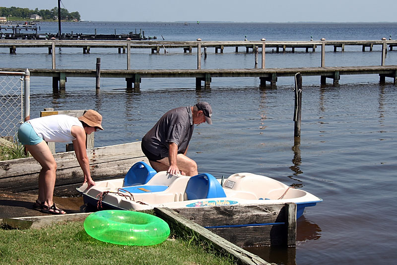 07-Paddle-boat.jpg