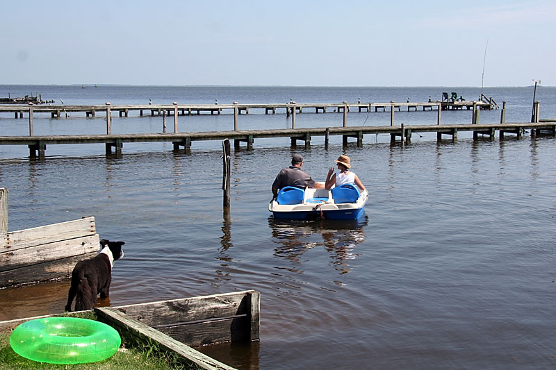 08-Paddle-boat.jpg