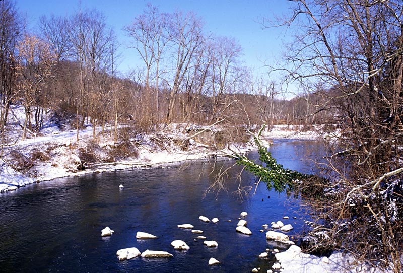 cuyahoga-river-in-snow.jpg